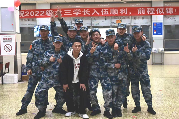 1744962492975156.png 图片4.png